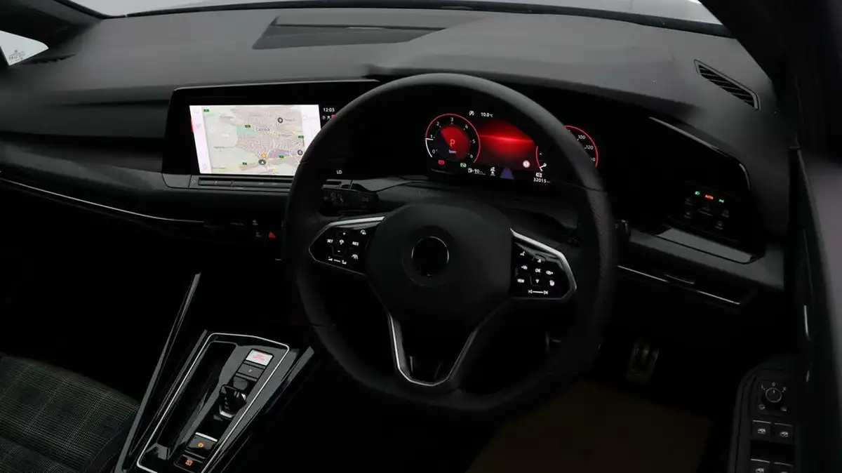 2023-volkswagen-golf-20tdi-gtd-big-8