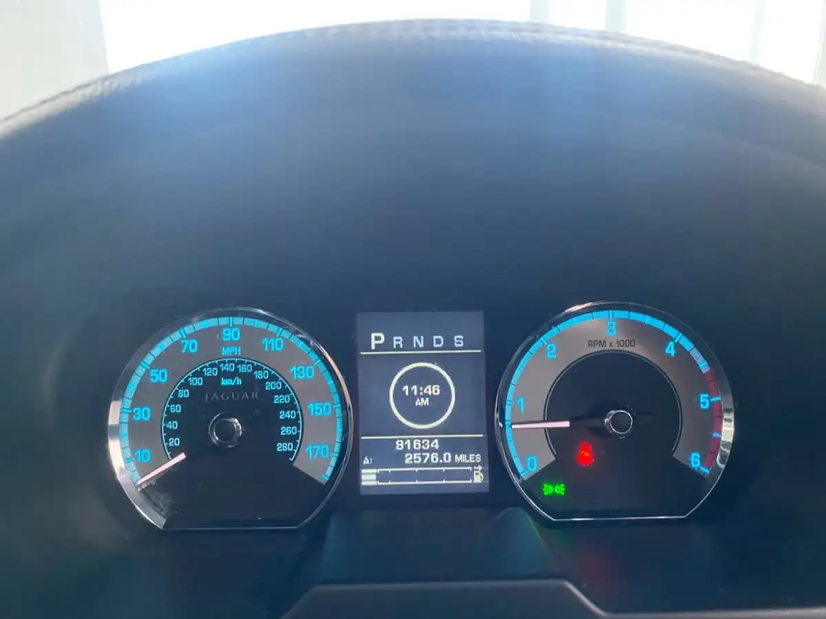 2009-jaguar-xf-30td-luxury-big-8