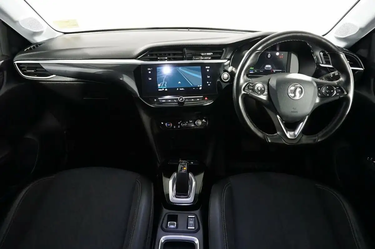 2020-vauxhall-corsa-e-elite-nav-74kw-big-10
