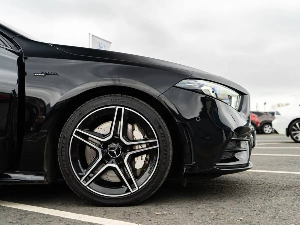 2020-mercedes-benz-a-class-20-a35-amg-executive-hatchback-5d-big-25