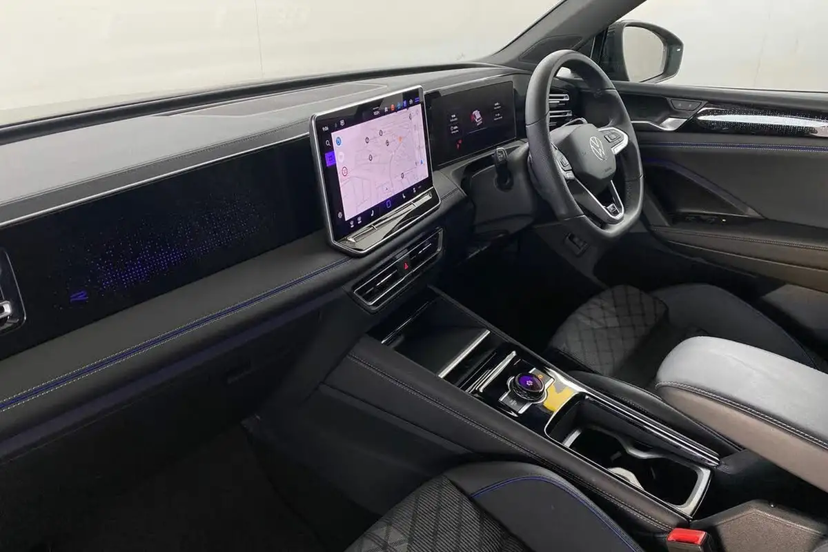 2024-volkswagen-tiguan-15-tsi-r-line-204ps-ehybrid-big-11