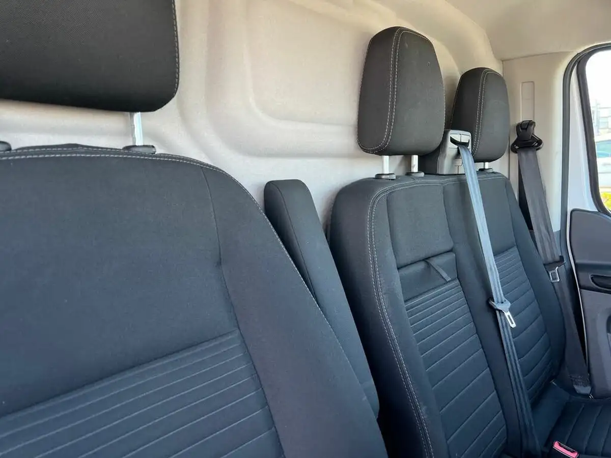 2023-ford-transit-custom-big-14