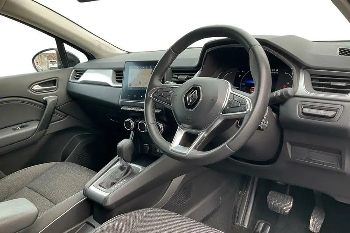 2023-renault-captur-16-techno-145ps-full-big-8