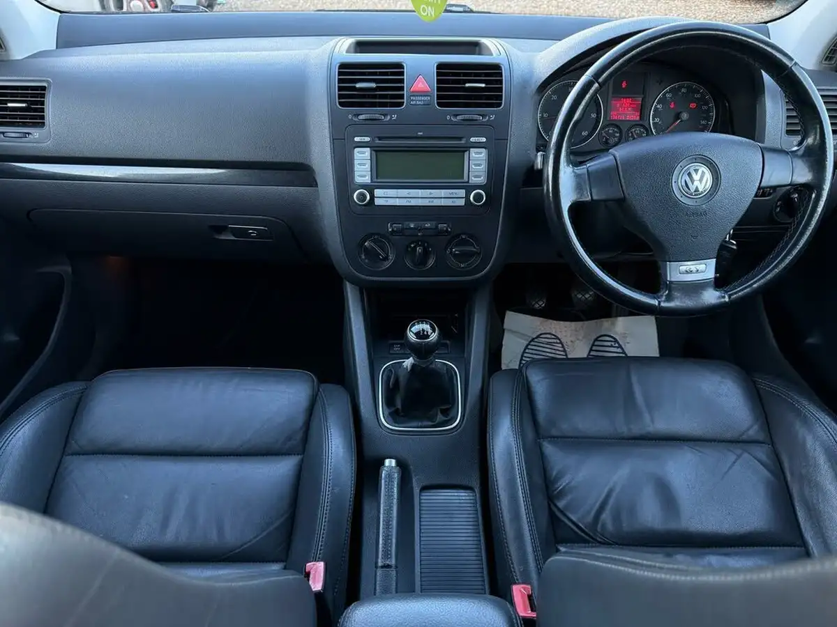 2008-volkswagen-golf-20td-gt-140ps-5d-big-14