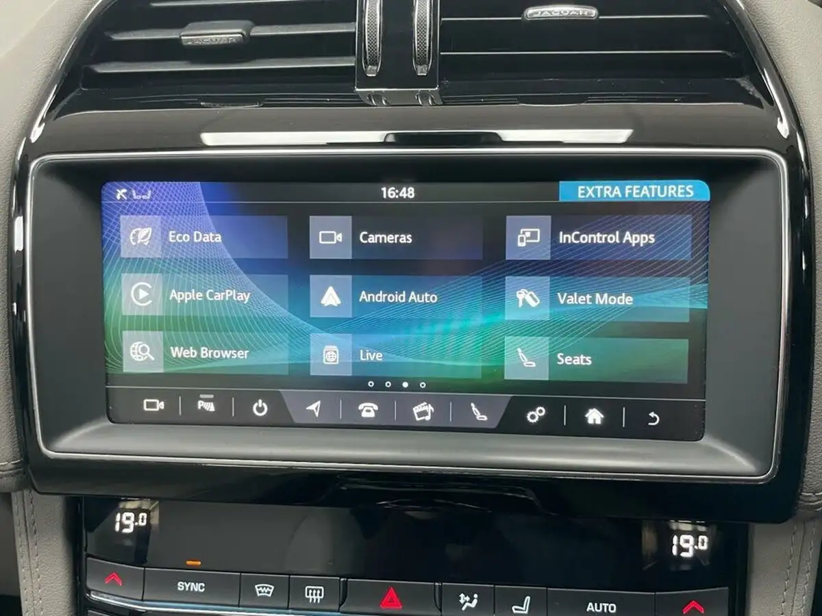 2020-jaguar-f-pace-20-i4d-portfolio-180ps-awd-auto-big-38