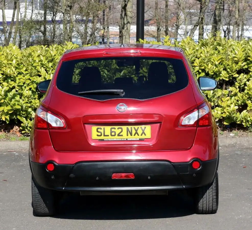 2012-nissan-qashqai2-16-acenta-big-6