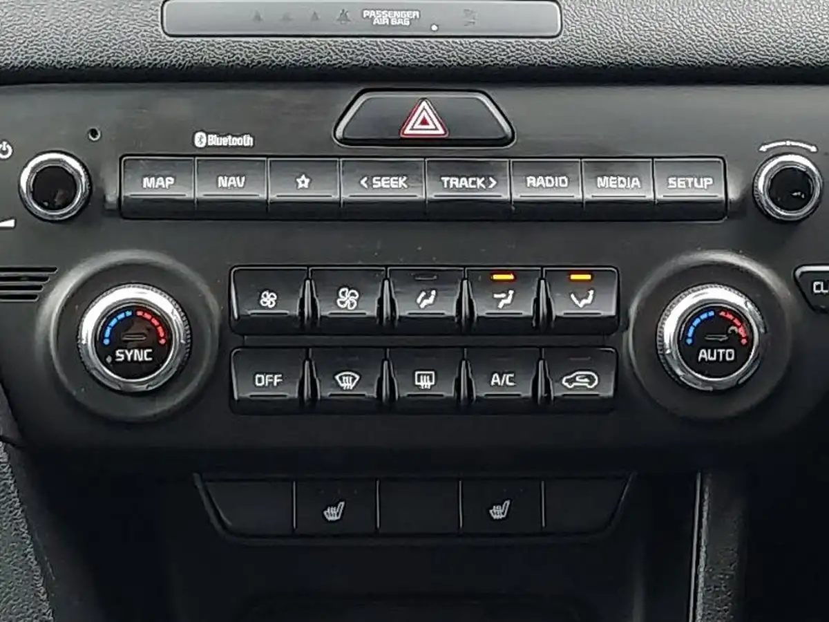 2021-kia-sportage-16-gdi-2-big-12