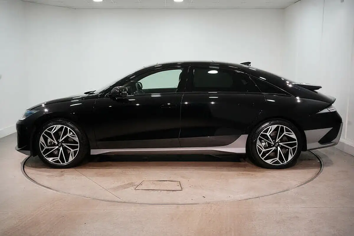 2024-hyundai-ioniq-6-e-ultimate-228ps-single-motor-rwd-big-4