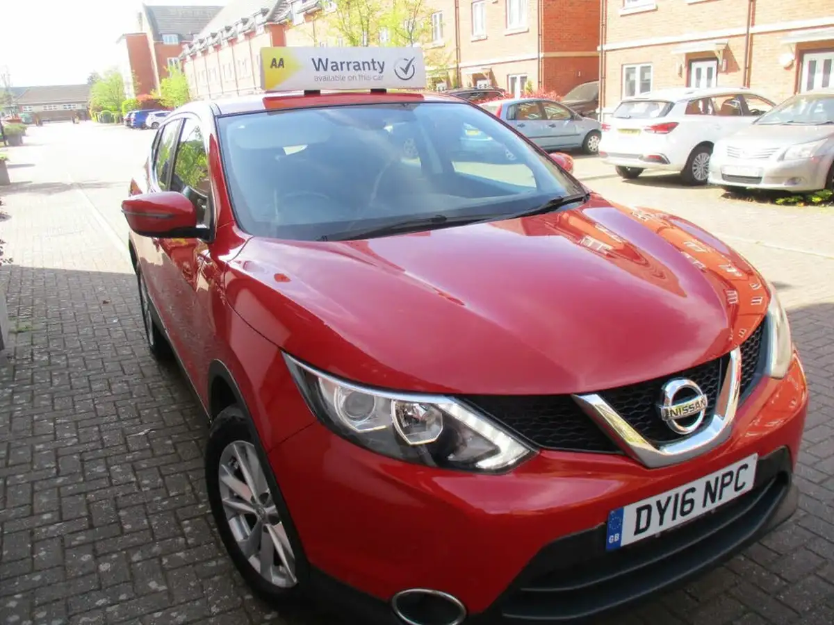 2016-nissan-qashqai-12-dig-t-acenta-tech-pk-big-12