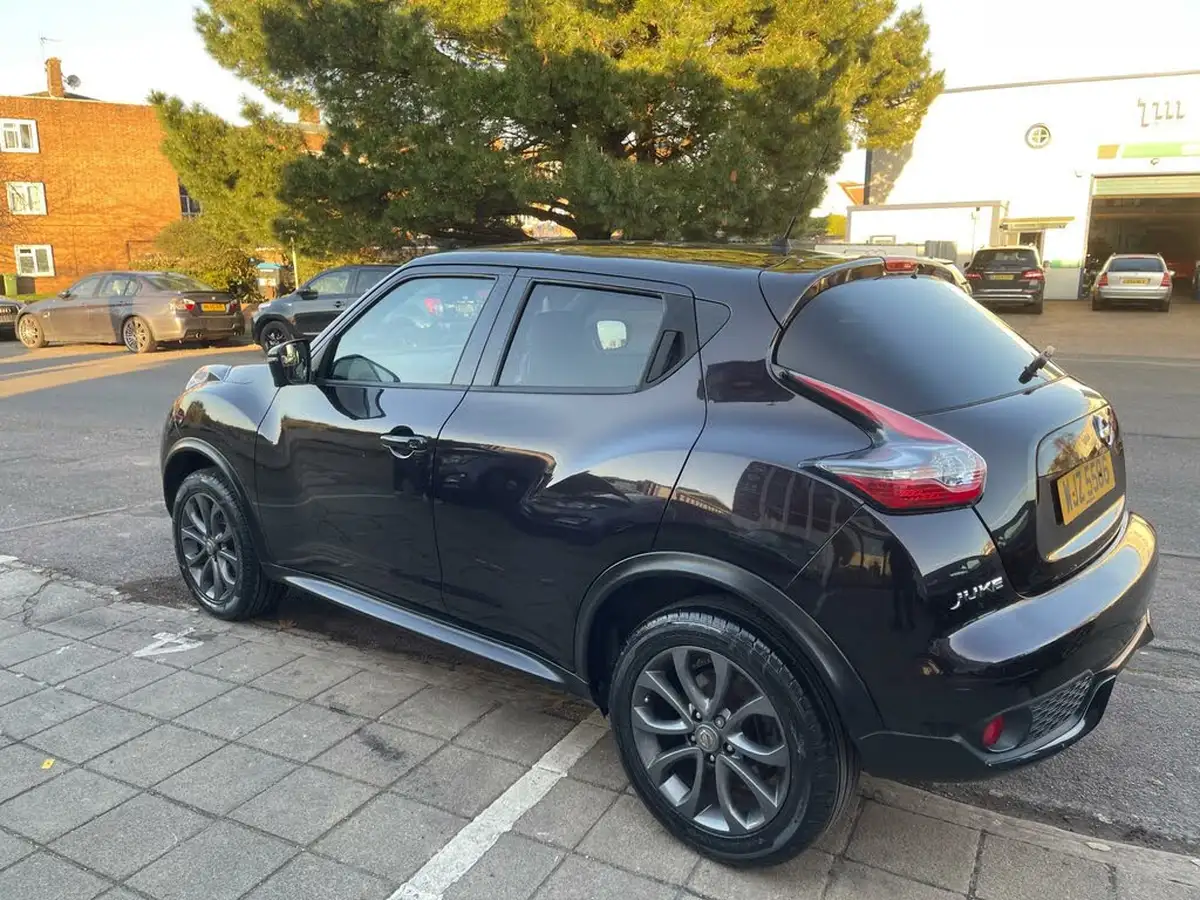 2014-nissan-juke-16-tekna-117ps-1598cc-xtronic-cvt-big-5