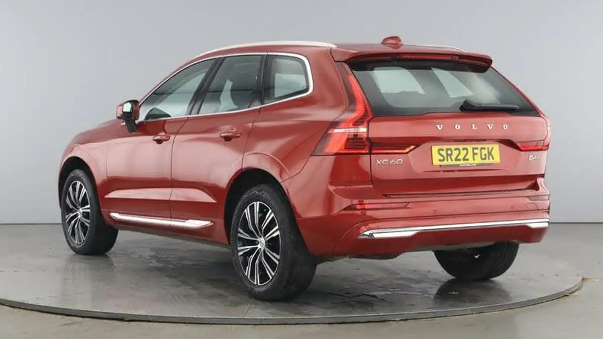 2021-volvo-xc60-20td-b4-inscription-awd-big-2