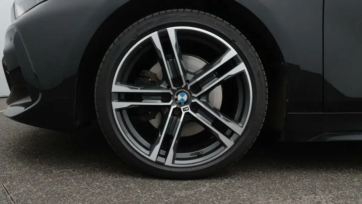 2022-bmw-1-series-15-118i-m-sport-lcp-dct-big-18