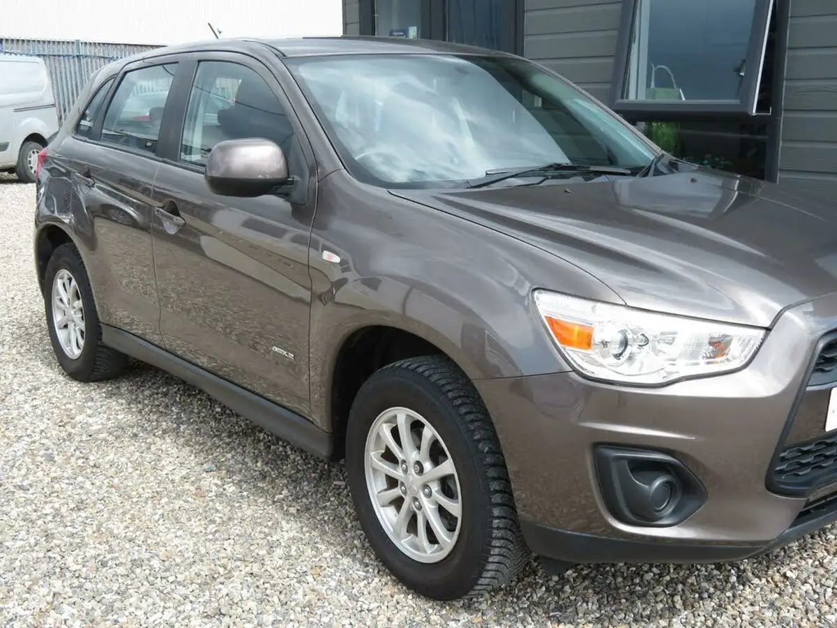 2013-mitsubishi-asx-16-2-big-22