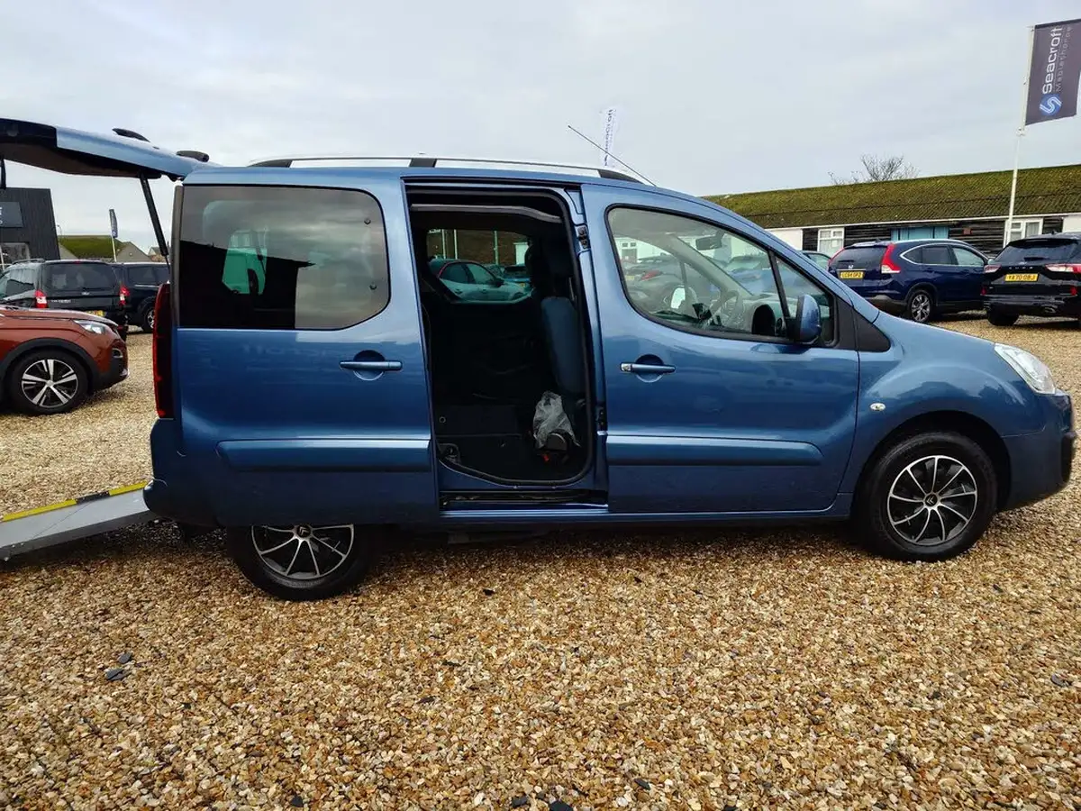 2017-citroen-berlingo-16bluehdi-multispace-feel-102ps-ss-etg6-big-6