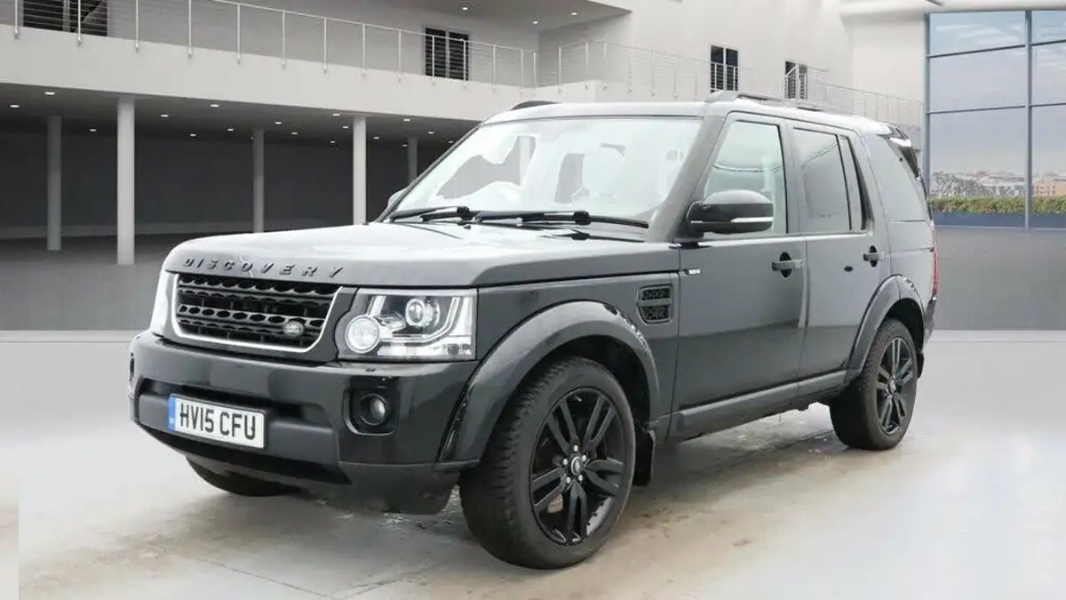 2015-land-rover-discovery-4-30-sd-v6-hse-big-7