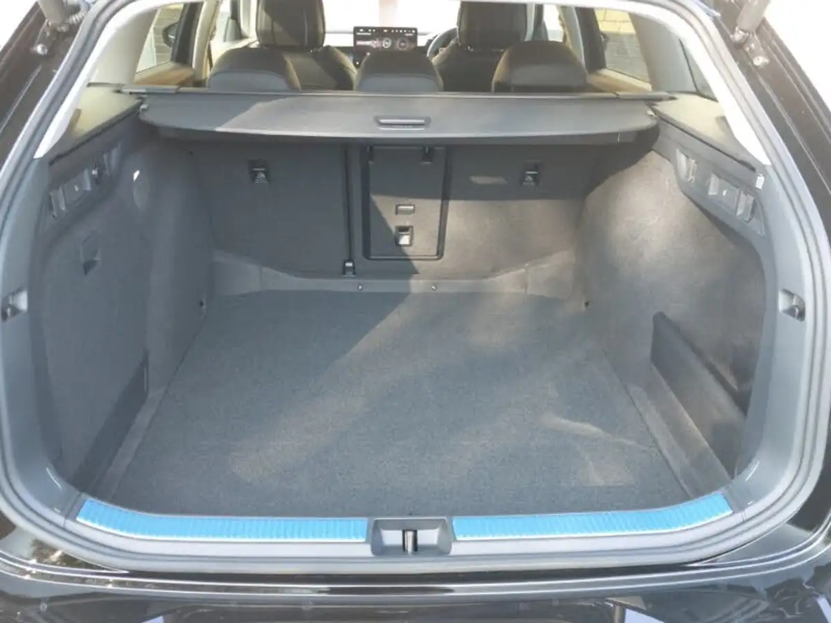 2024-skoda-superb-20tdi-se-l-150ps-scr-estate-dsg-big-7