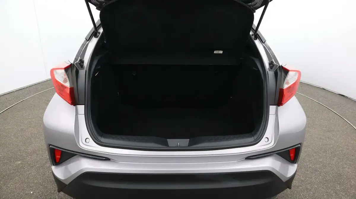2018-toyota-c-hr-18-vvt-i-excel-big-17