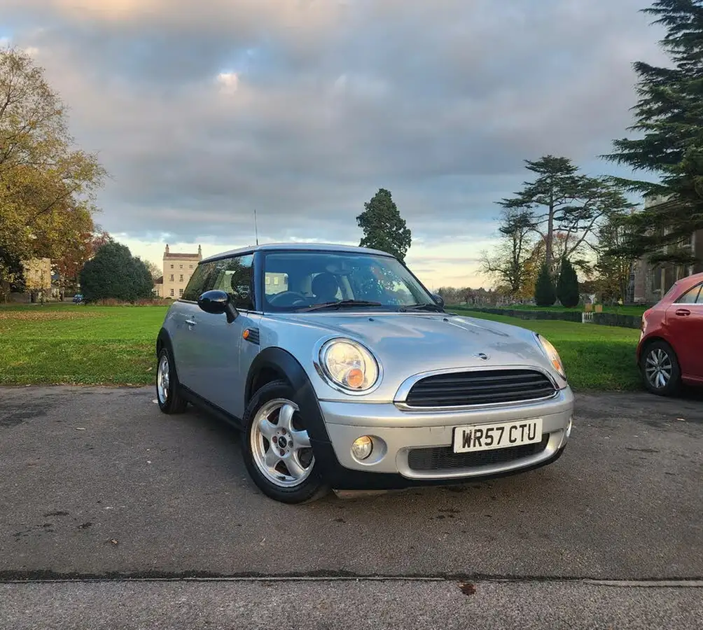 2007-mini-cooper-14-one-95bhp-big-0