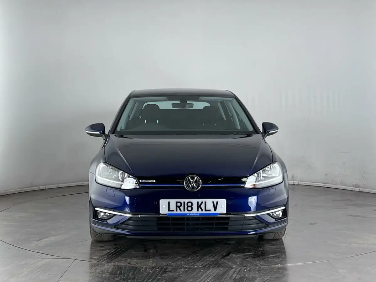 2018-volkswagen-golf-15-tsi-se-nav-130ps-ss-hatchback-5d-dsg-big-4