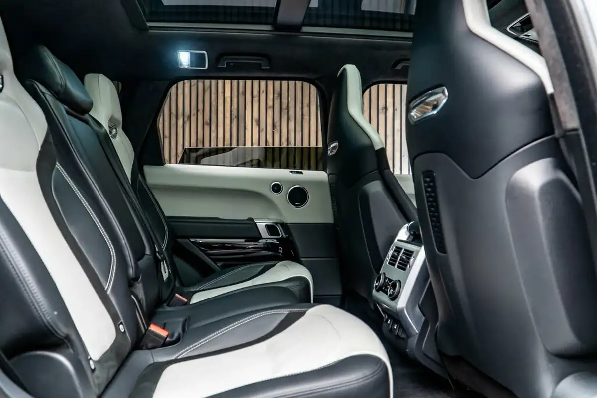 2020-land-rover-range-rover-sport-50-v8-p575-svr-awd-big-41