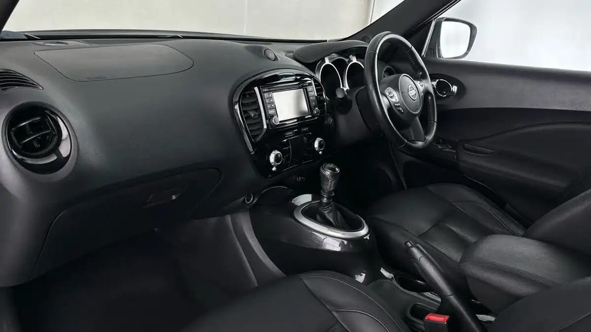 2017-nissan-juke-16-tekna-190ps-1618cc-big-9