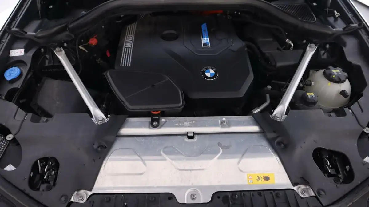 2021-bmw-x3-20-xdrive-30e-m-sport-big-19