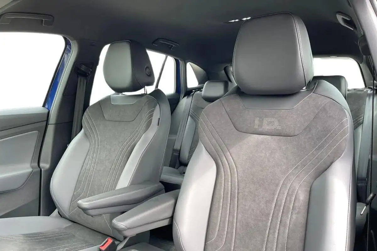 2024-volkswagen-id4-e-life-big-15
