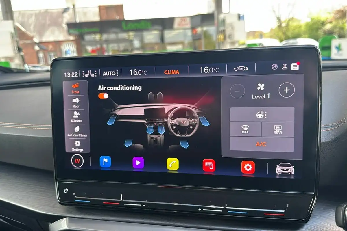 2022-cupra-formentor-20-tsi-vz2-310ps-4drive-big-12