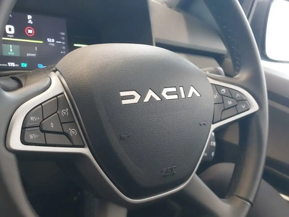 2024-dacia-jogger-16-tce-extreme-big-13