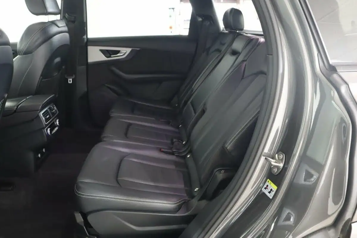 2018-audi-q7-30tdi-quattro-black-edition-big-15