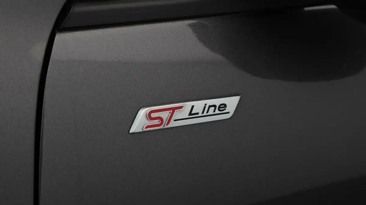 2022-ford-kuga-25t-st-line-x-edition-225ps-phev-big-21