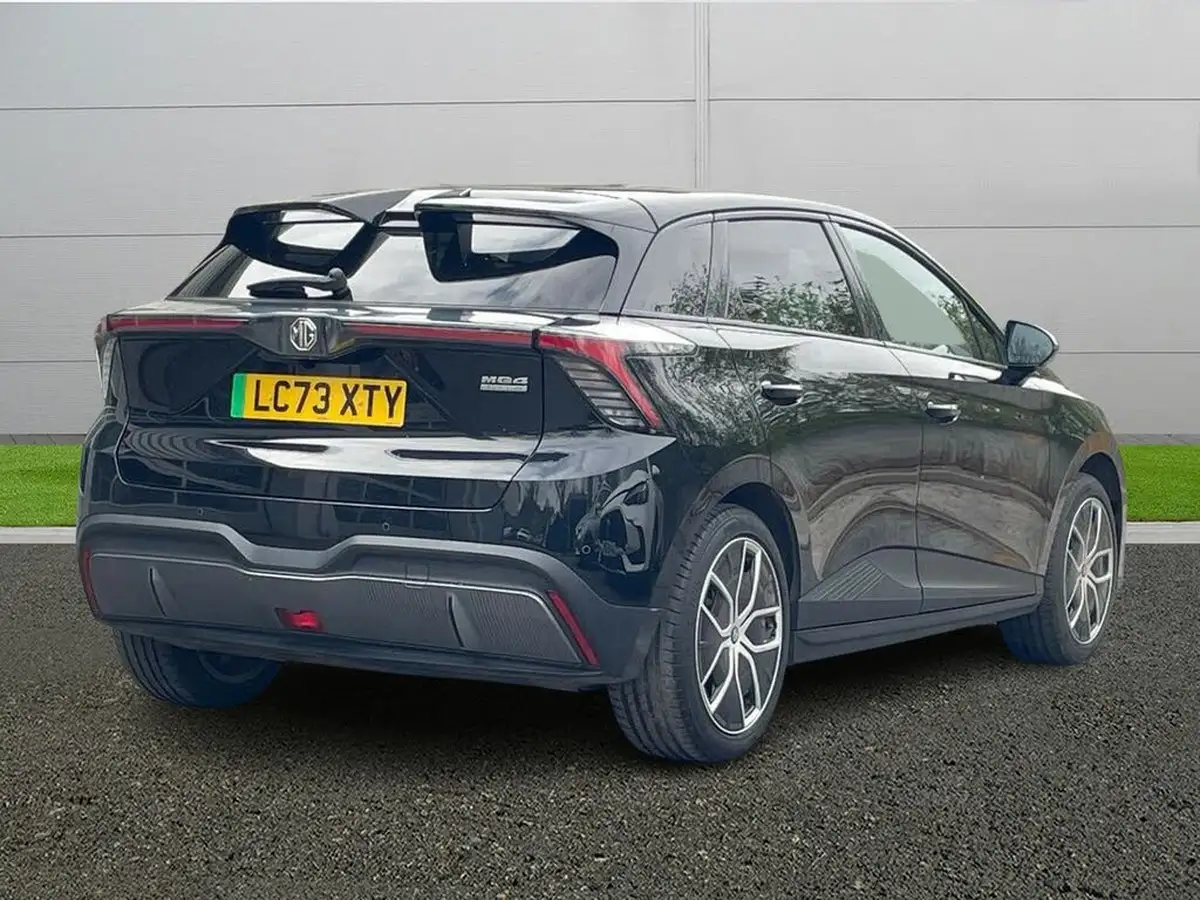 2023-mg-mg4-e-trophy-ev-203ps-long-big-6