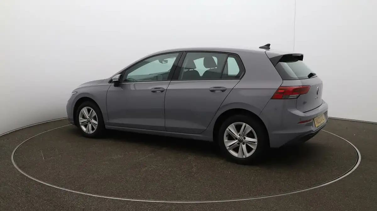 2022-volkswagen-golf-20tdi-life-hatchback-big-27