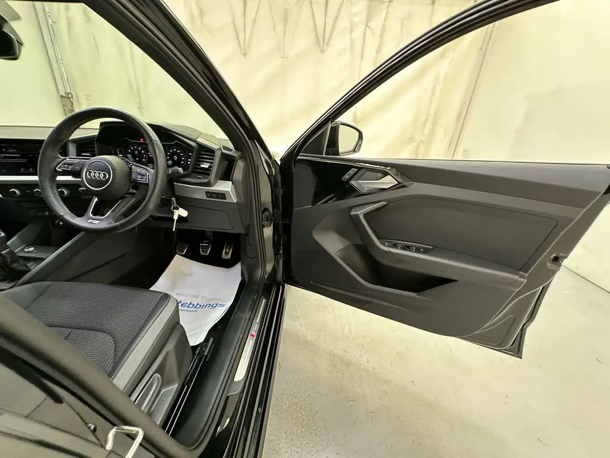 2022-audi-a1-10-25-tfsi-s-line-big-26
