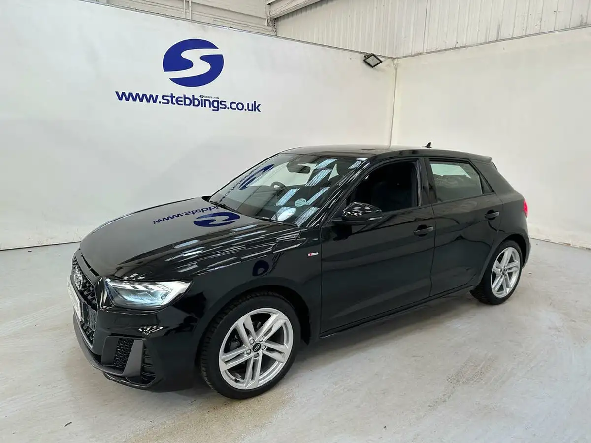 2022-audi-a1-10-25-tfsi-s-line-big-2