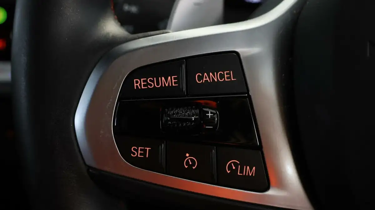 2024-bmw-1-series-20-128ti-lcp-big-21