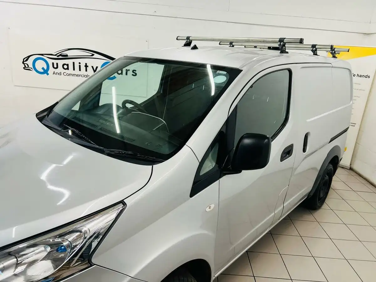 2019-nissan-env200-e-acenta-panel-van-auto-big-27