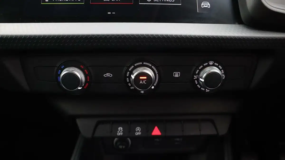 2021-audi-a1-10-25-tfsi-technik-big-12
