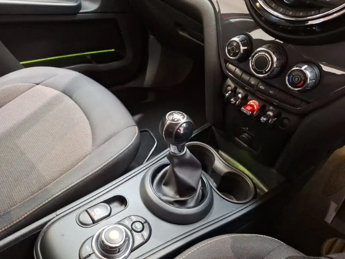 2018-mini-countryman-15-cooper-ss-big-13