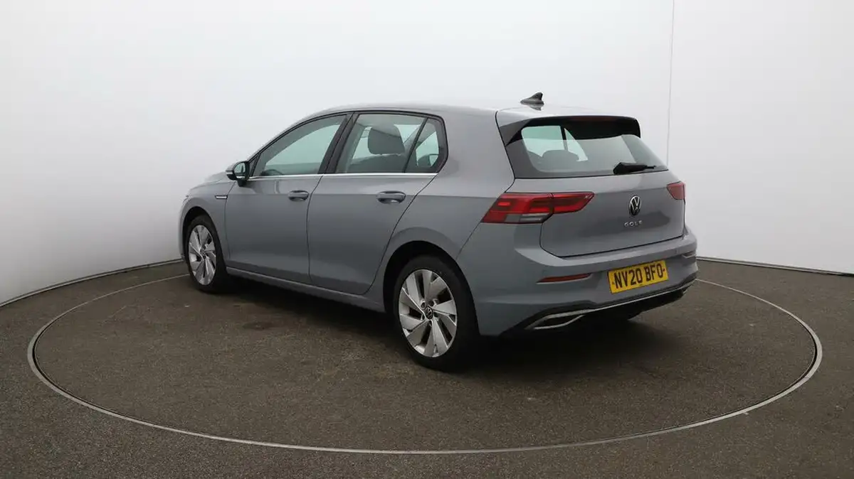 2020-volkswagen-golf-15-tsi-style-130ps-hatchback-big-55