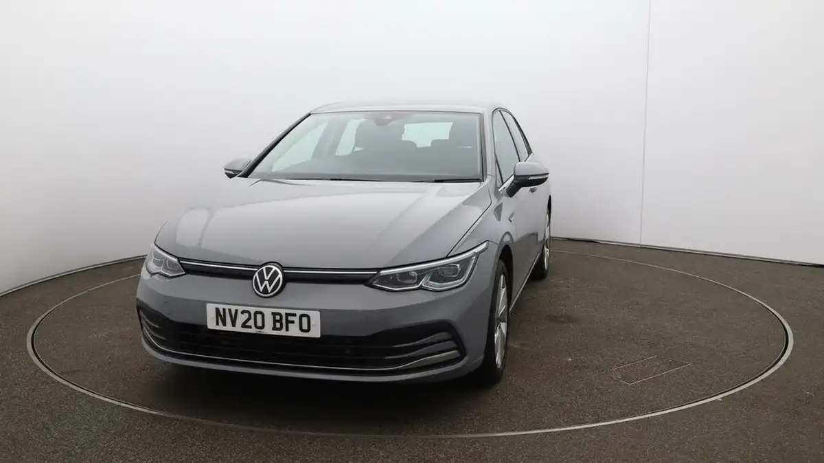 2020-volkswagen-golf-15-tsi-style-130ps-hatchback-big-31