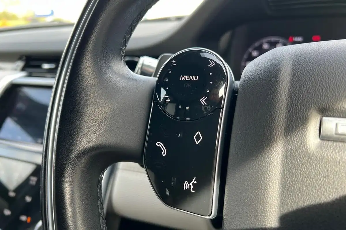 2020-land-rover-discovery-sport-20-d180-r-dynamic-se-big-24