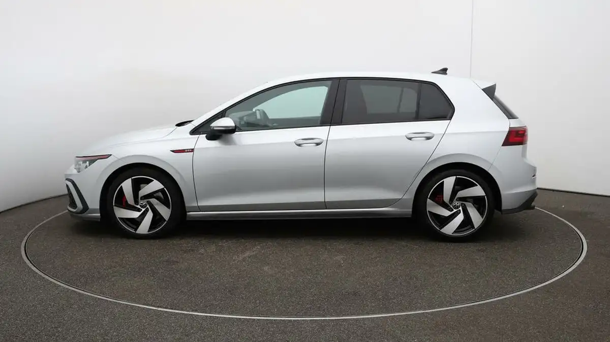 2022-volkswagen-golf-20-tsi-gti-dsg-big-57