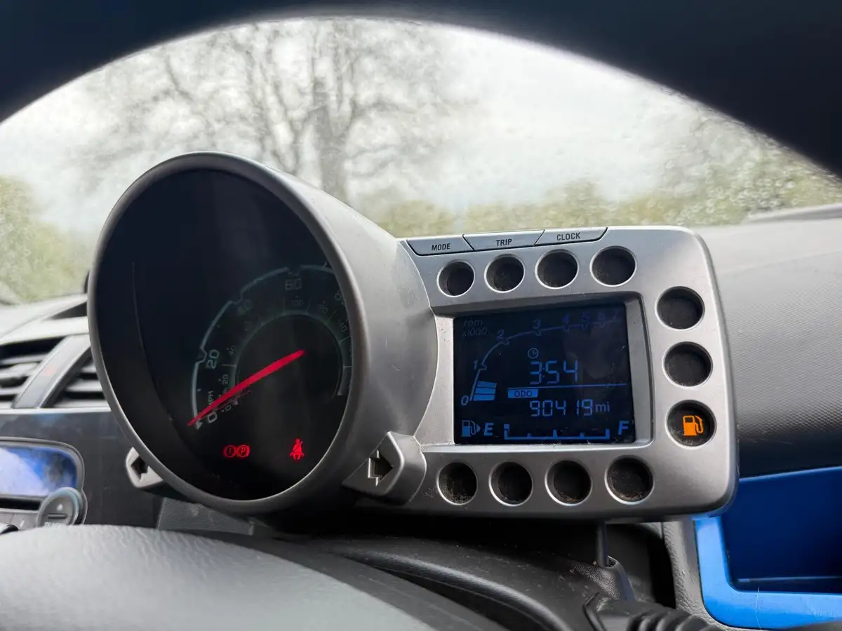 2010-chevrolet-spark-12-lt-big-16