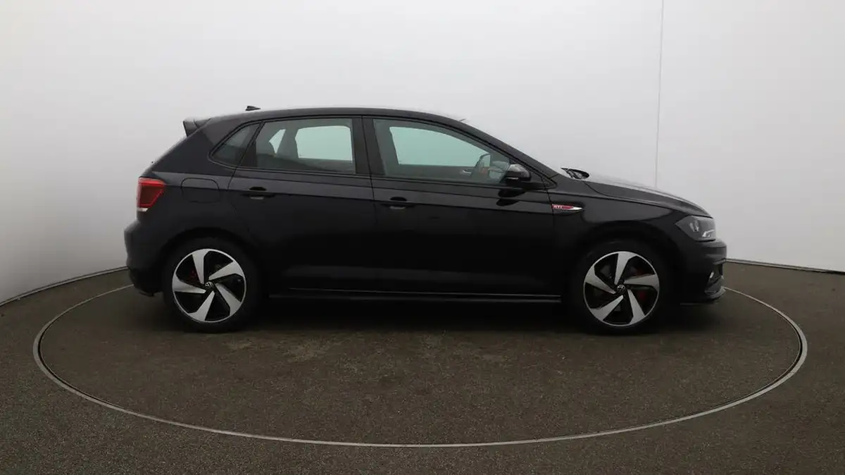 2021-volkswagen-polo-20-tsi-gti-big-42