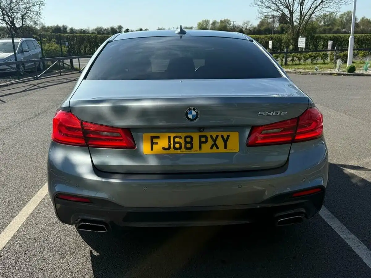 2018-bmw-5-series-20-530e-m-sport-big-3