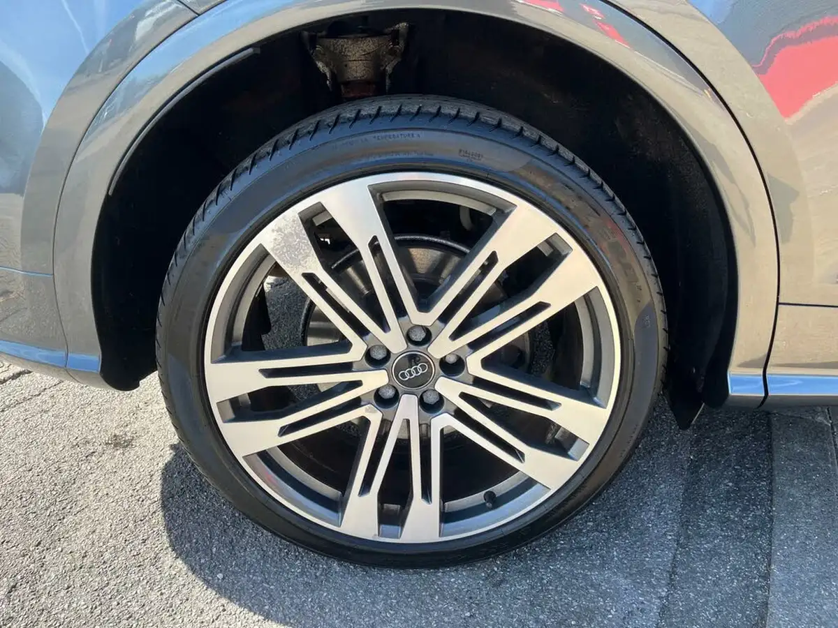 2017-audi-sq5-30-tfsi-quattro-big-8