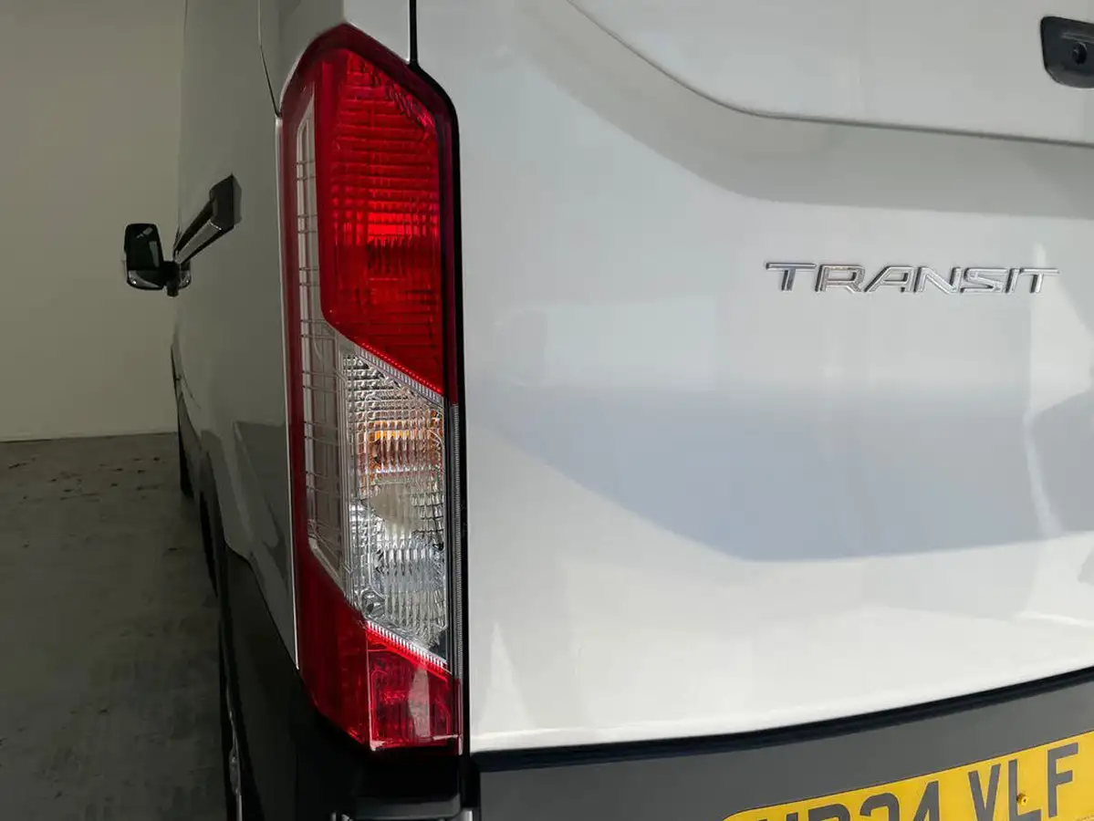 2023-ford-transit-20tdci-350-l3h2-limited-170pseu6d-rwd-panel-van-big-21