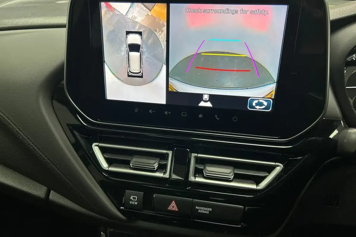 2024-suzuki-s-cross-15-ultra-allgrip-big-22