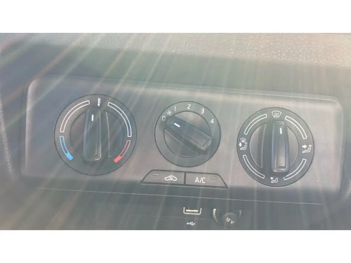 2019-skoda-fabia-10-tsi-colour-edition-big-26